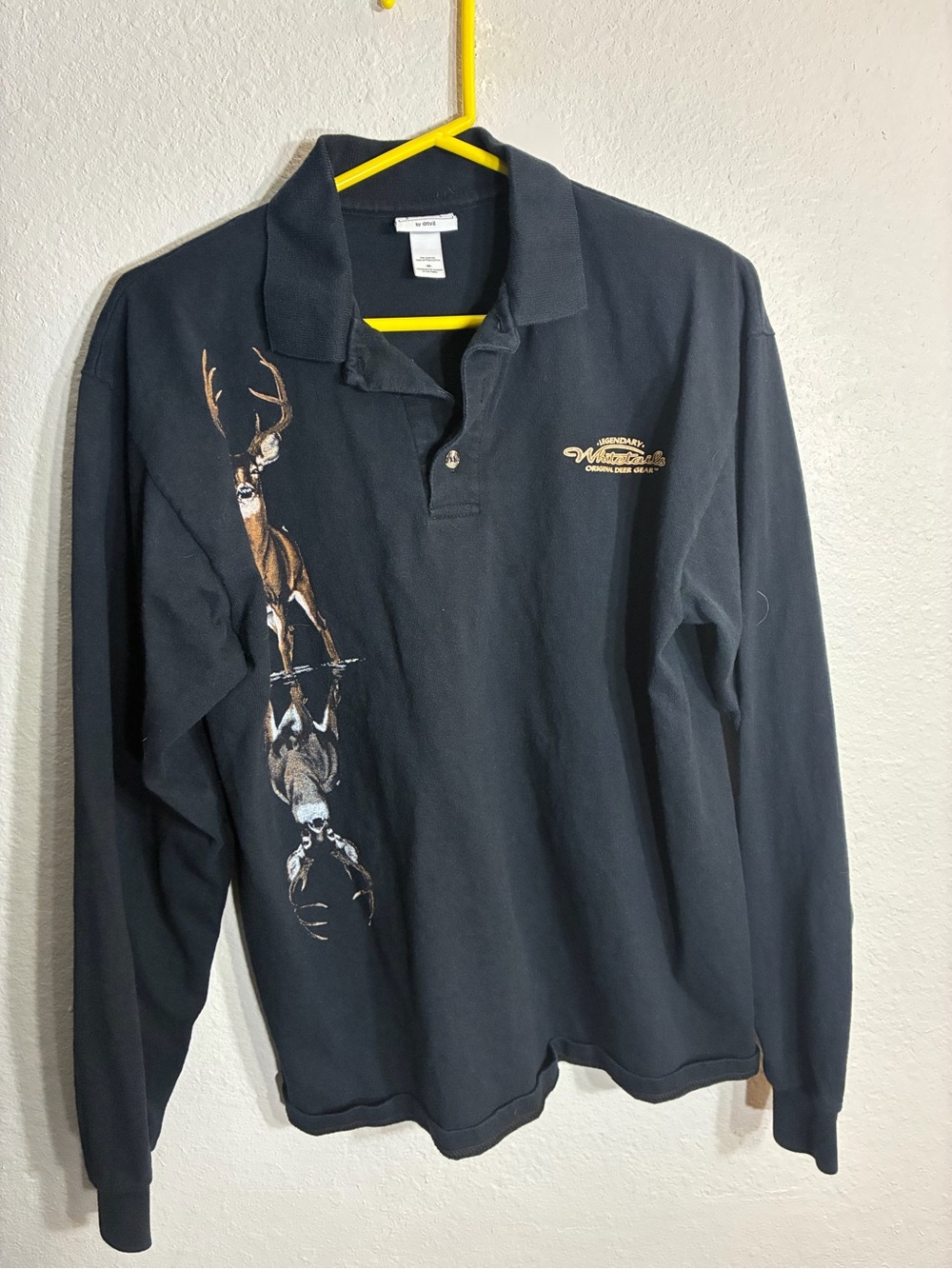 Vintage men’s Long-Sleeve Polo with Deer Graphic - Black